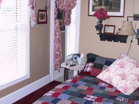 Lockheart Gables Romantic Bed And Breakfast Fort Worth Room photo